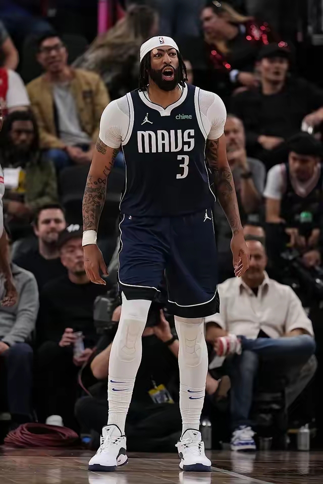 浓眉哥和字母哥谁防守好 浓眉哥和字母哥谁防守好