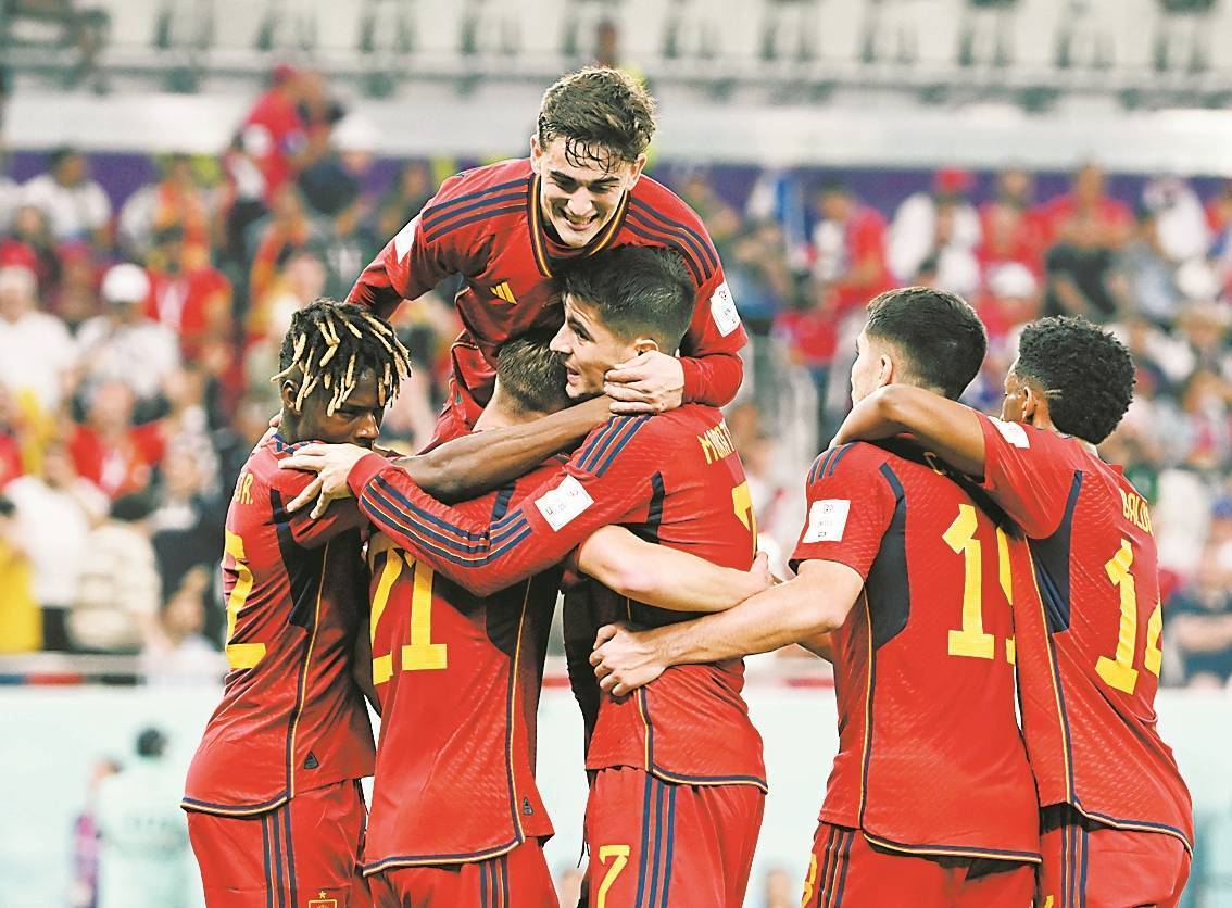 赛艇小组赛焦点战：西城雄狮队读秒扳平滇池雷豹队，客场强势带走胜利。边路成突破口(立冬祝福语精选)