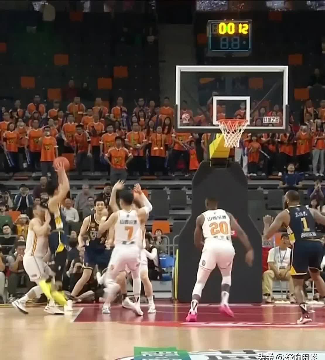 赛前休斯敦火箭备战CBA常规赛，篮板制胜细节曝光，震撼外界，细节决定成败的简单介绍